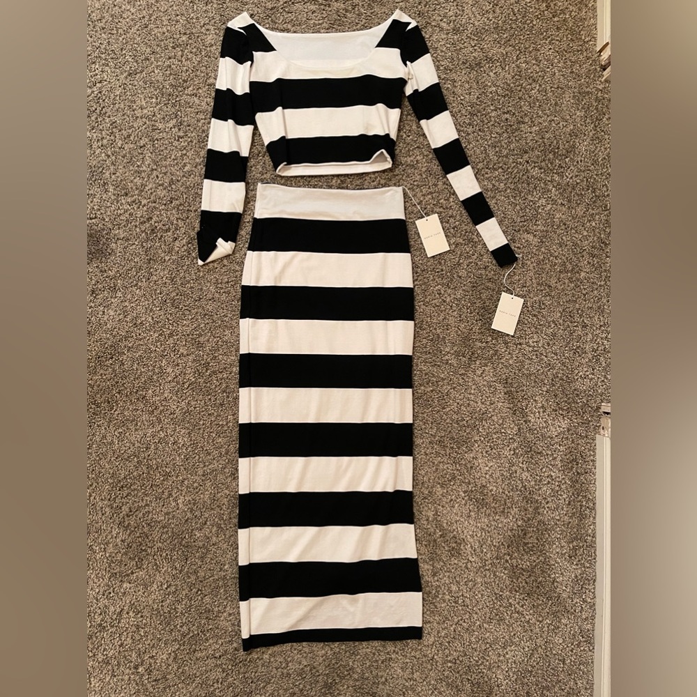 Nadia Tarr two piece set skirt and cropped top black and white